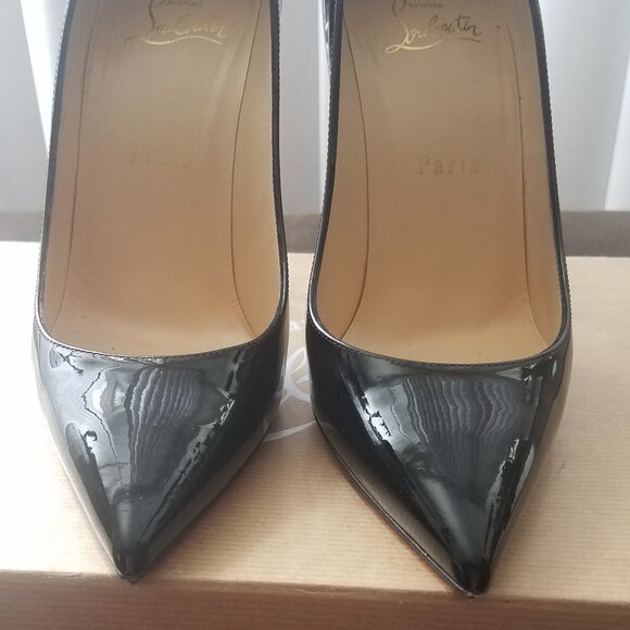 CHRISTIAN LOUBOUTIN Patent Leather Pumps - Picture 7 of 7